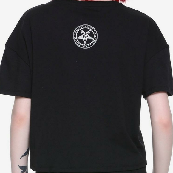 BlackCraft Hook & Eye Closure Girls Crop Top (Hot Topic Exclusive) - Picture 3 of 4